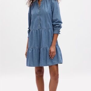 Gap Washwell Tiered Denim Mini Dress Size Medium Light Wash Chambray